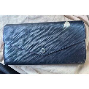Louis Vuitton Epi Leather Sarah Long Wallet Black